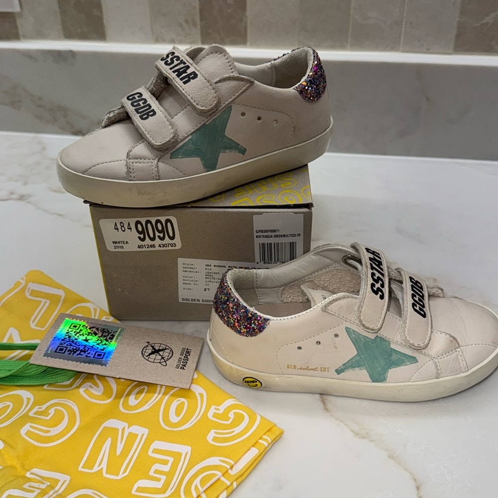 Golden Goose Kids Cream Sneakers with Teal Star and Multicolor Glitter Heel